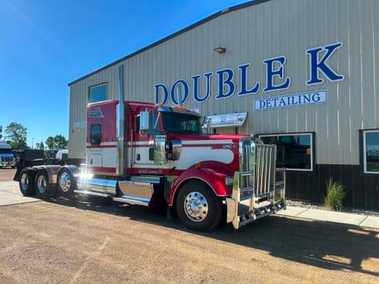 Why the Kenworth W900 Remains One of the Best Trucks on the Road