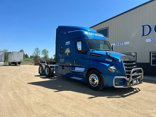 Why Freightliner Trucks Are One of the Best Investments for Your Fleet